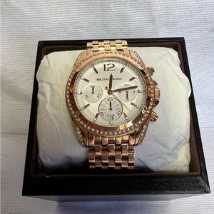 Michael Kors Chronograph Women’s Rose-gold Crystals Watch Excellent Condition